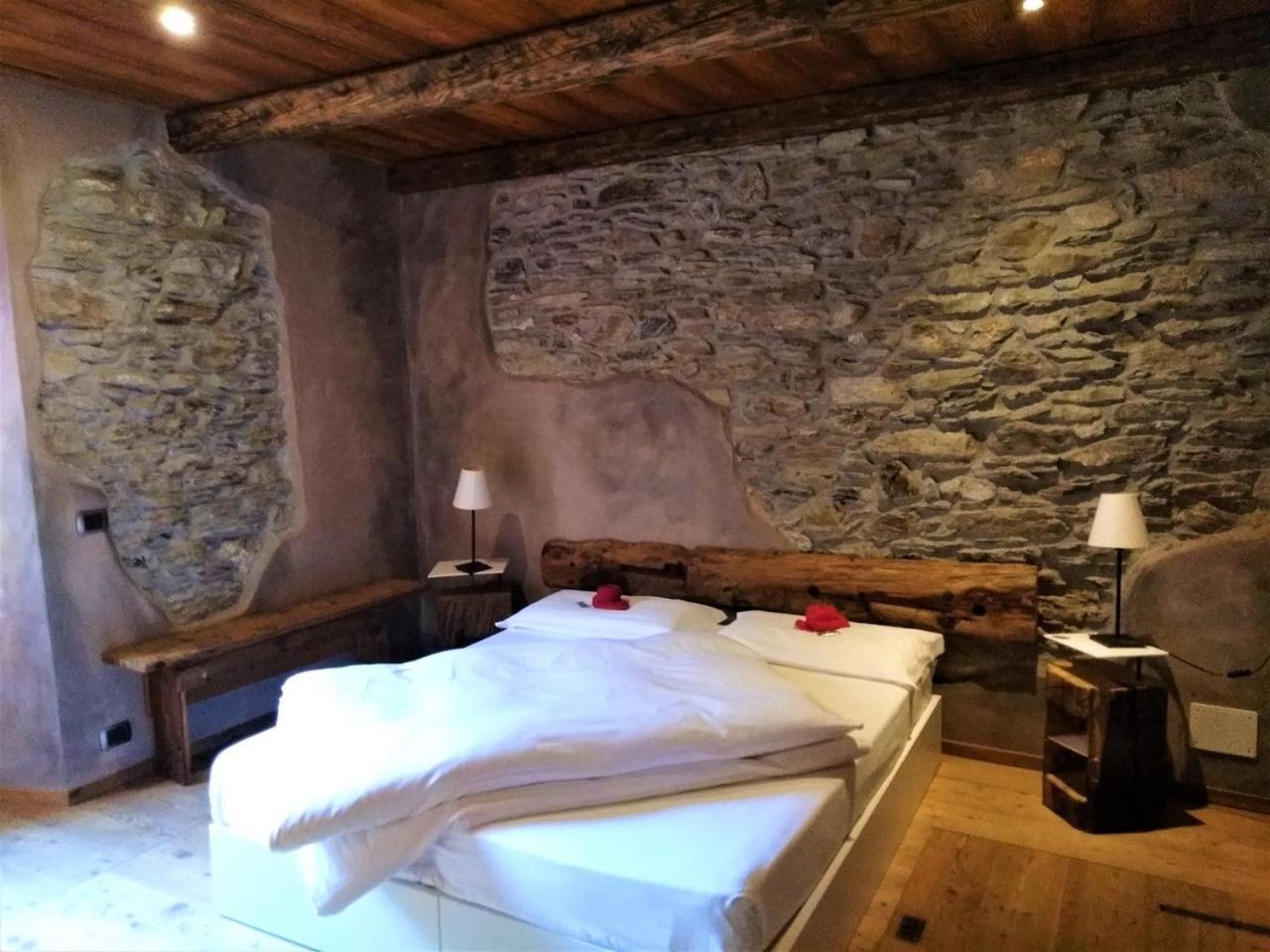 Albergo Diffuso La Marmu Osteria Della Croce Bianca Marmora Exteriör bild