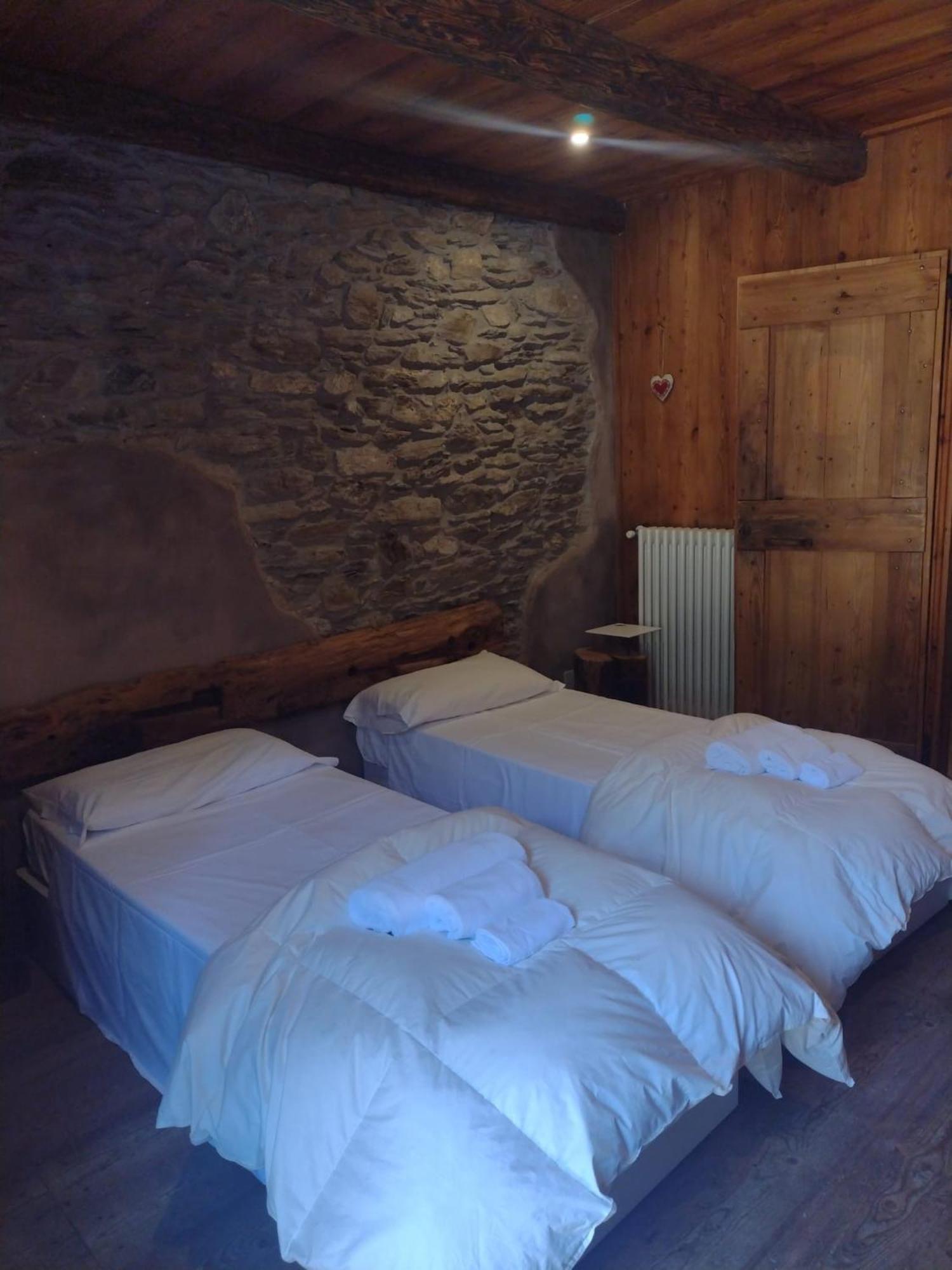 Albergo Diffuso La Marmu Osteria Della Croce Bianca Marmora Exteriör bild